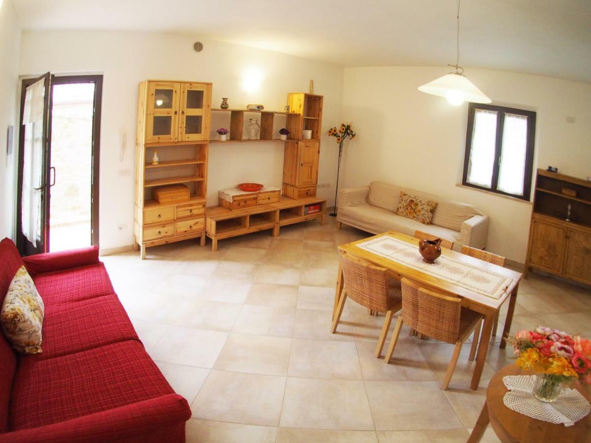 Mamma Laura Apartment Vagliagli ภายนอก รูปภาพ